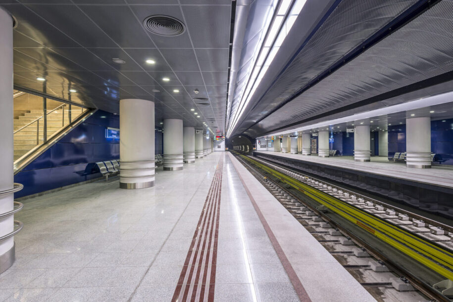 Archisearch Το Archisearch.gr και ο φωτογράφος Πυγμαλίων Καρατζάς παρουσιάζουν τους τρεις νέους σταθμούς της γραμμής 3 του Μετρό προς Πειραιά - 