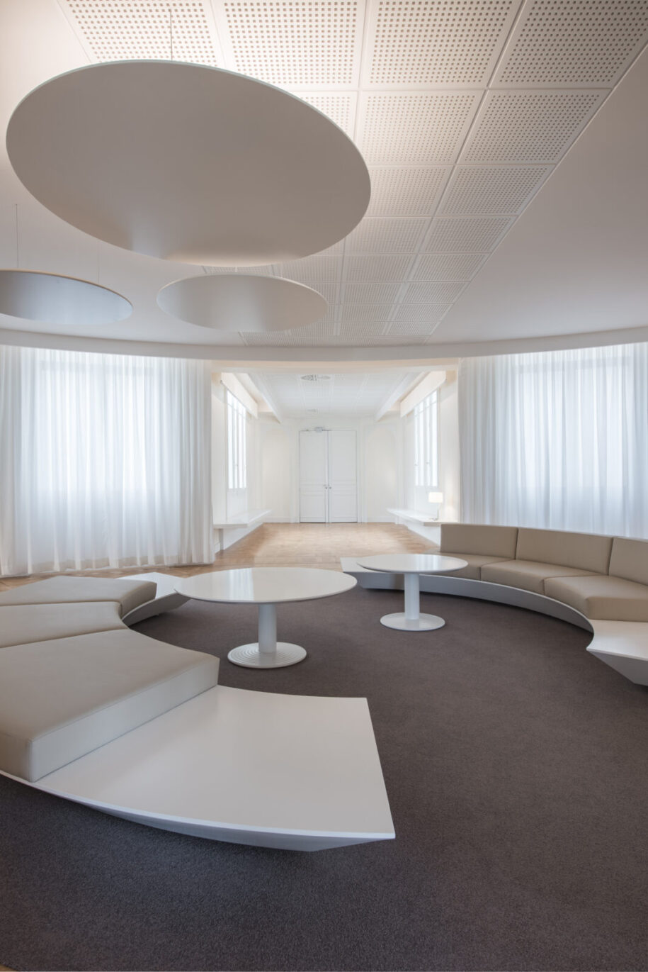 Archisearch Three Crowns: an office space renovation in Champs-Élysées, Paris by R.C.TECH