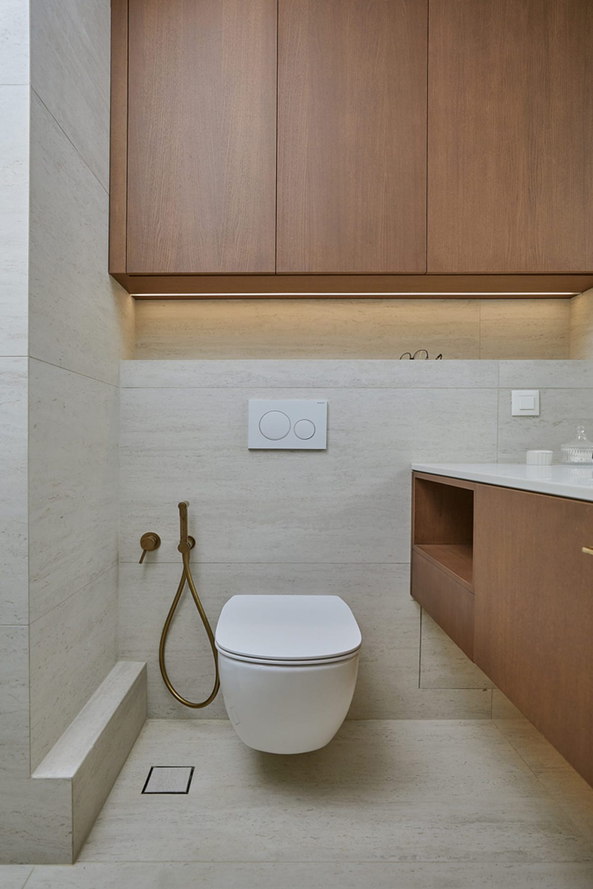 Archisearch Architect Eirini Viaropoulou Transforms a Law Office into a Spacious Home in Exarchia, Athens