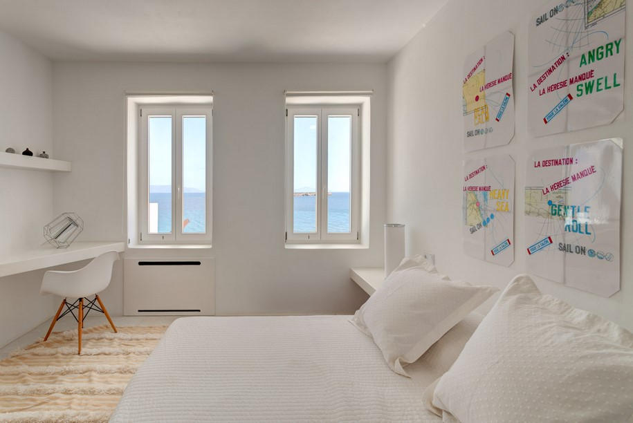 house, residence, art, artist, George Fakaros, Vazeos Petropoulos, Maria Demetriadis, Paros, Aegean Sea, summer, Greece, vacation, minimal, white, home, interior