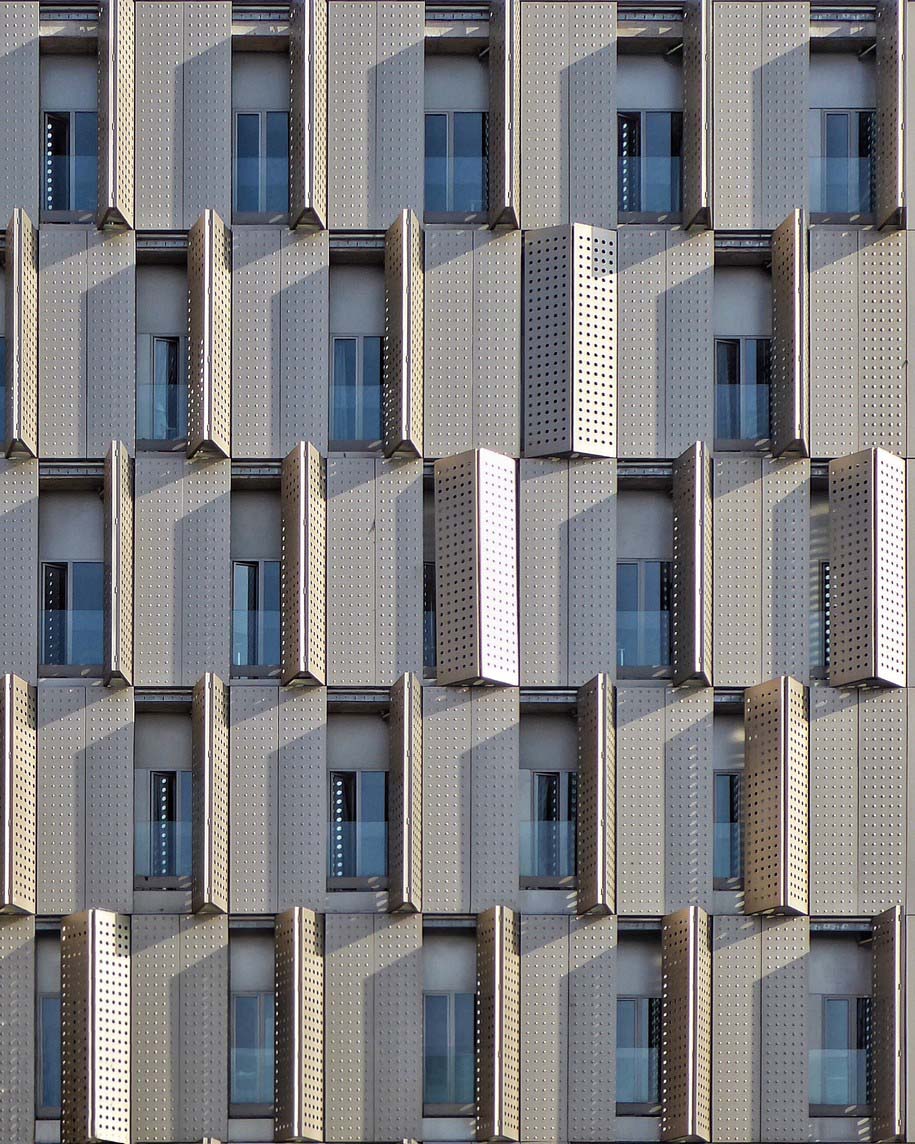 Archisearch Roc Isern invites us to discover Barcelona through city's facades