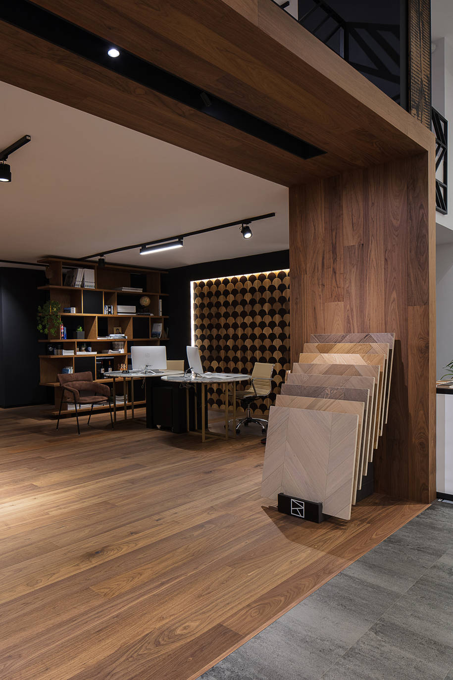 G2lab architects, ROUNTOS WOODEN FLOORS, 2018, showroom, wooden floor store, κατάστημα ξύλινων δαπέδων, ξύλο, wood, Αθήνα, Μαρούσι, Λεωφόρος Κηφισίας, Kifisias Avenue, Ελλάδα