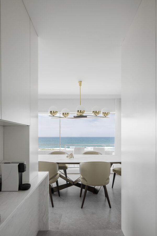 Archisearch São Felix Apartment: an architectural experience in a space with breathtaking view | Paulo Moreira Architectures