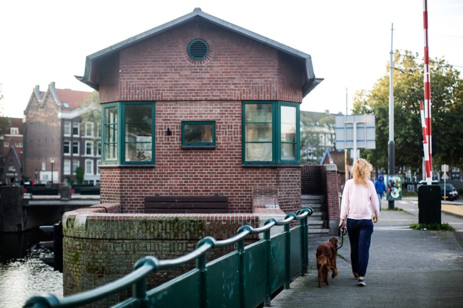 Archisearch SWEETS hotel, an initiative and co-creation of architecture office Space&Matter, transforms Amsterdam’s former bridge houses into independent hotel rooms