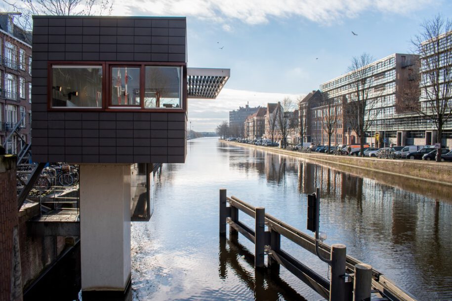 Archisearch SWEETS hotel, an initiative and co-creation of architecture office Space&Matter, transforms Amsterdam’s former bridge houses into independent hotel rooms