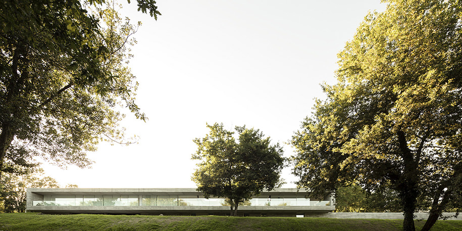 Archisearch Sambade House: a House in the Portuguese Countryside by Spaceworkers