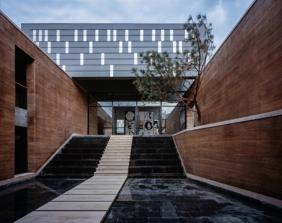 Archisearch DL atelier designed SanBaoPeng Art Museum as a poetic labyrinth