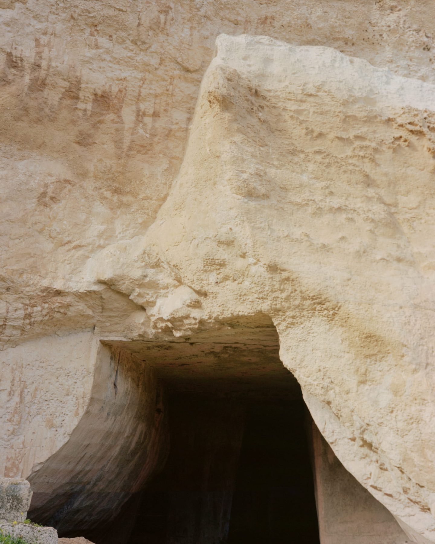 Archisearch Asympta: Leopold Banchini’s Speculative Micro-Architecture Questions Laugier’s Primitive Hut