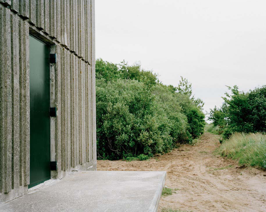 Archisearch Skjern River Pump Stations fill the purpose of mediating between a repressed past and contemporary life / Johansen Skovsted Arkitekter