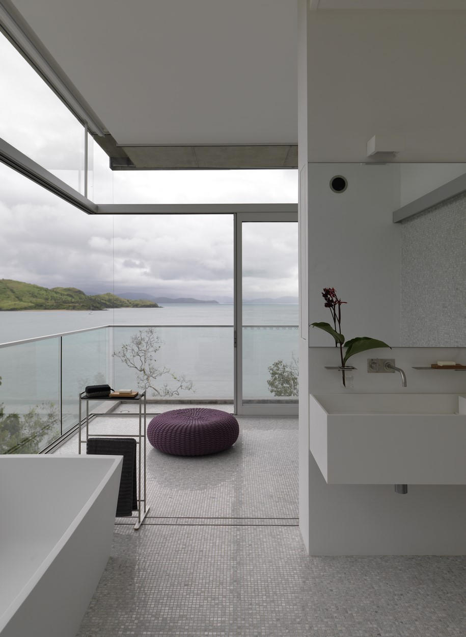 Archisearch The Exquisite Waterscape within Solis House / Renato D'Ettorre Architects