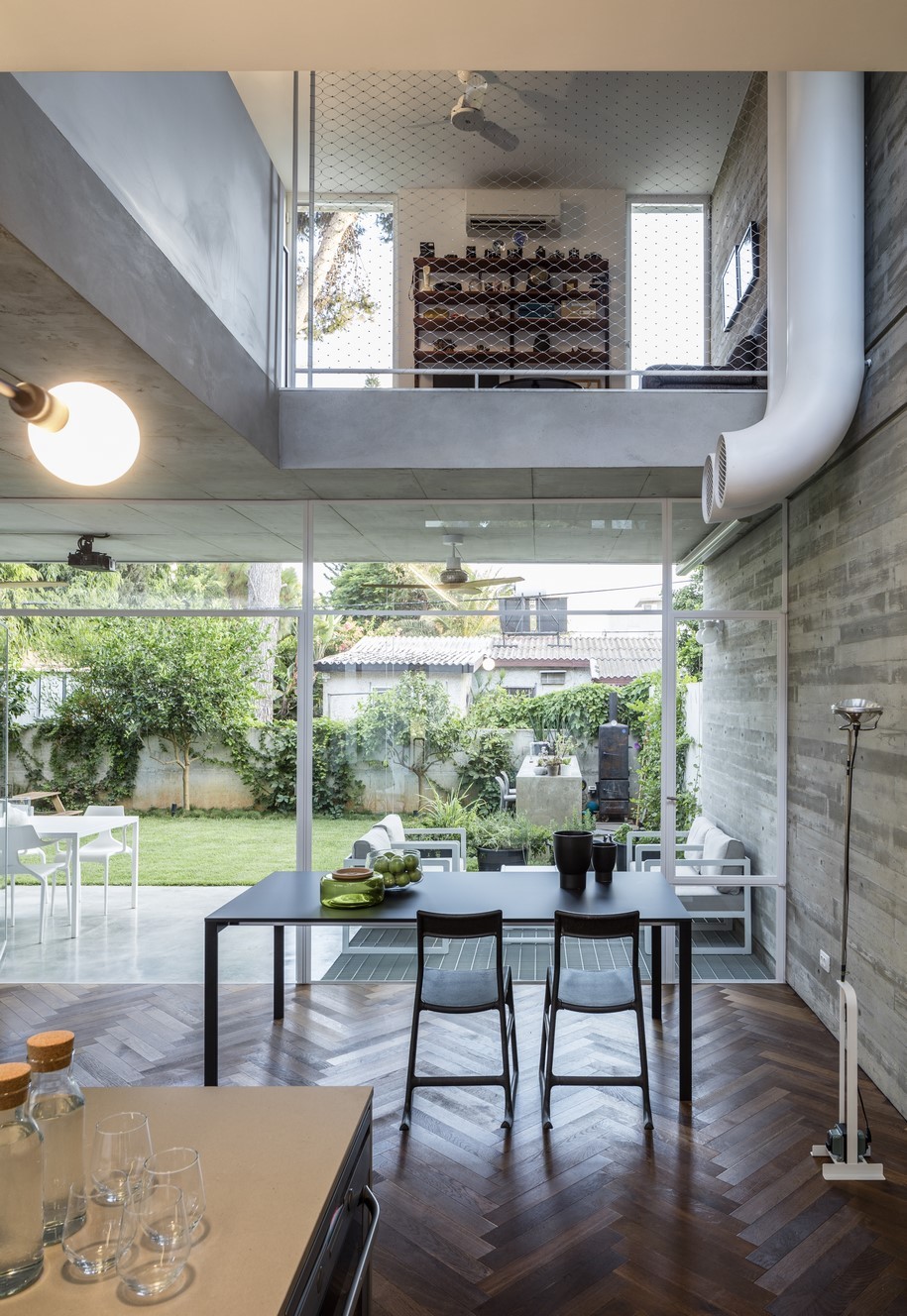 Suspended Patio House,  3322 Studio, Israel, Tel Aviv, 2015