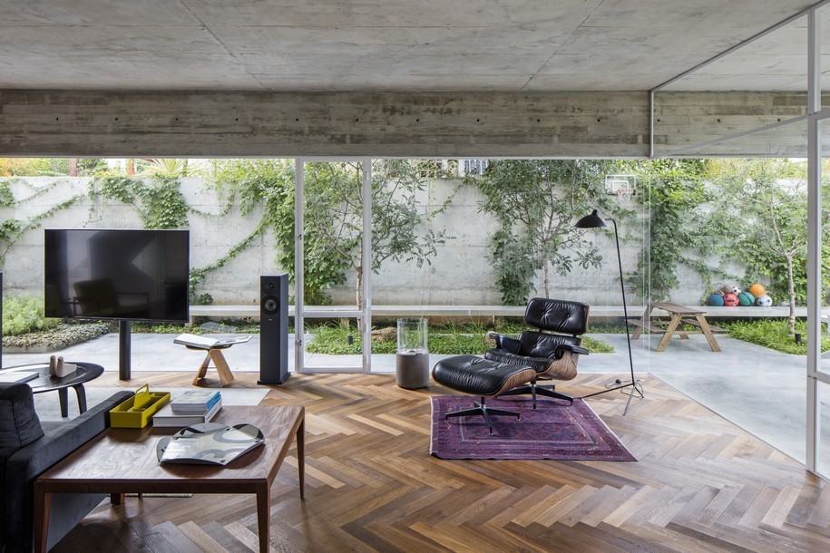 Suspended Patio House,  3322 Studio, Israel, Tel Aviv, 2015