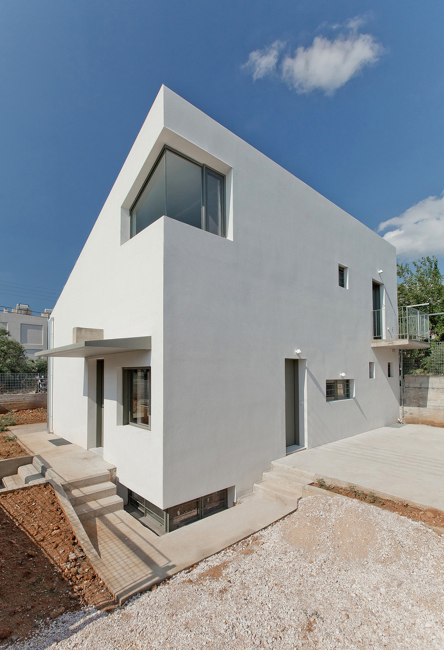 Archisearch Κατοικία T-House στην Παιανία Αττικής | από το αρχιτεκτονικό γραφείο του Βασίλειου Ντόβρου