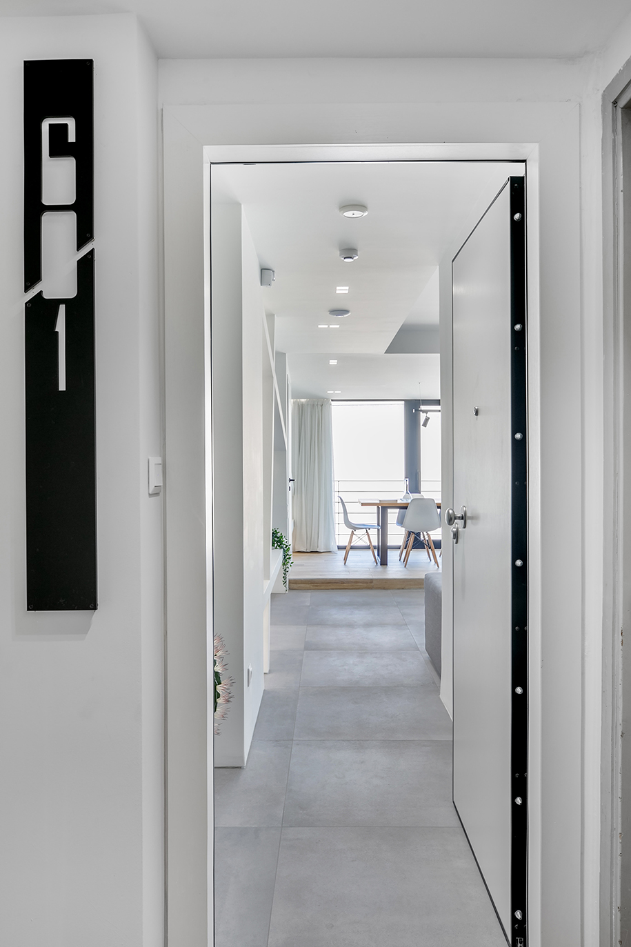 Archisearch Hotel in Miltiadou: a minimal short-time lease accommodation in the historic centre of Athens | TAF-Taliakis Architectural Firm