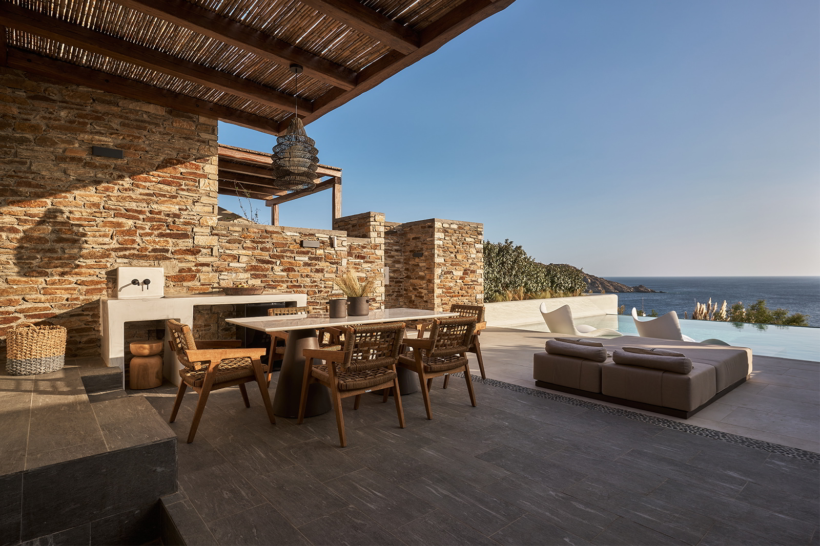 Archisearch Outdoor edge living project, Ios grand pool suites | by Taka+Partners