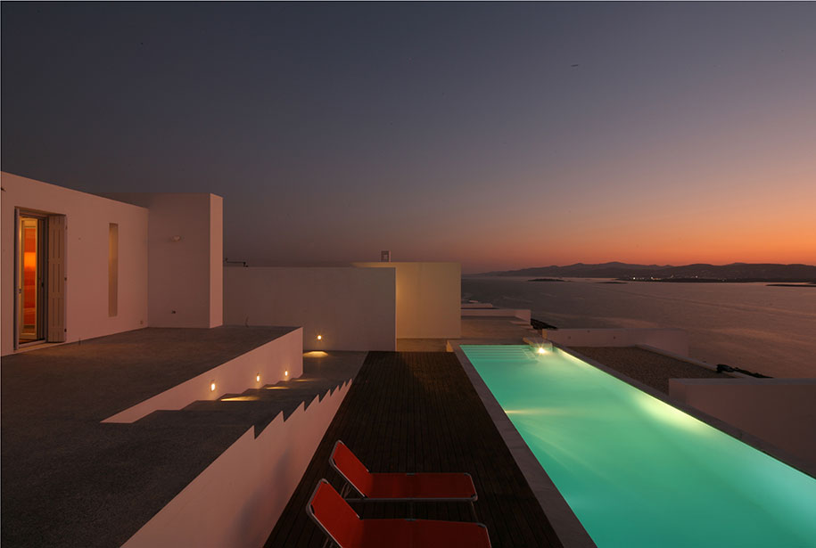 REACT, featured, architects, Deliyianni, Spiridonos, practice, works, office, architecture, edge, korakia, paros, handelis