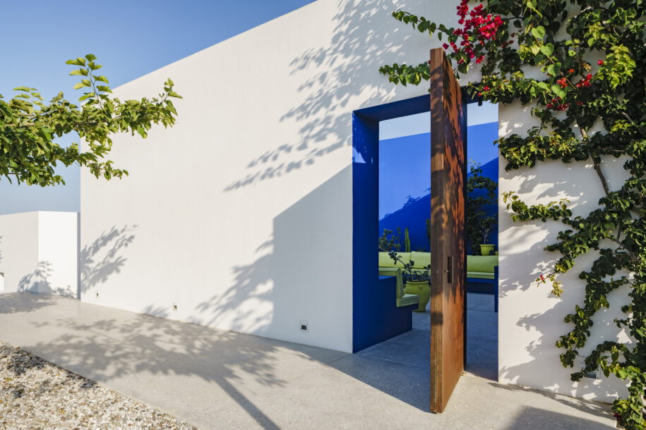 Archisearch THE GAZE residence in Langeri, Paros | REACT ARCHITECTS - CHRISTOPHE PINGAUD ARCHITECTURE