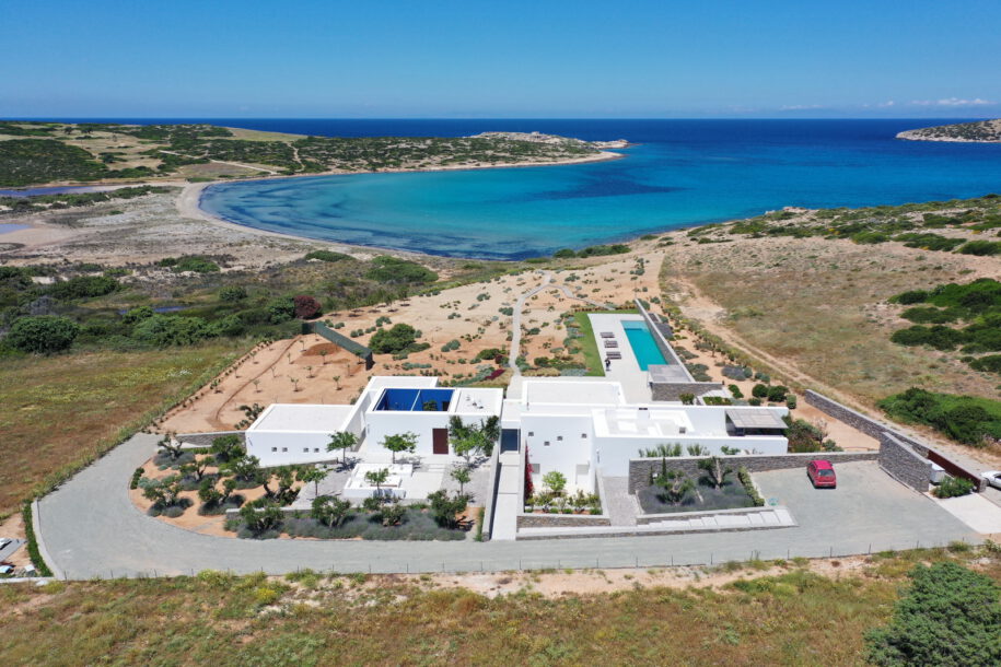 Archisearch THE GAZE residence in Langeri, Paros | REACT ARCHITECTS - CHRISTOPHE PINGAUD ARCHITECTURE