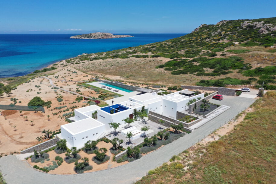 Archisearch THE GAZE residence in Langeri, Paros | REACT ARCHITECTS - CHRISTOPHE PINGAUD ARCHITECTURE