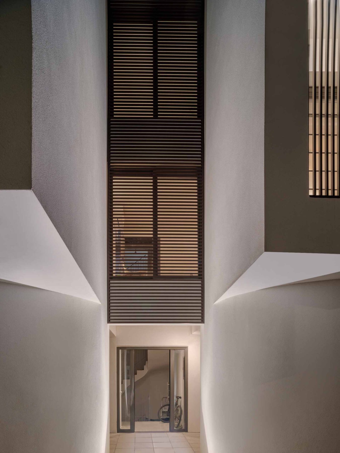 Archisearch Bicubic Residence - Διπλοκατοικία στο Καματερό | by The Hive Architects