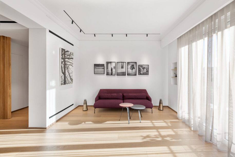 Archisearch Tsolakis Architects transformed a typical 1930’s Athenian apartment into a contemporary residence and gallery for a photographer