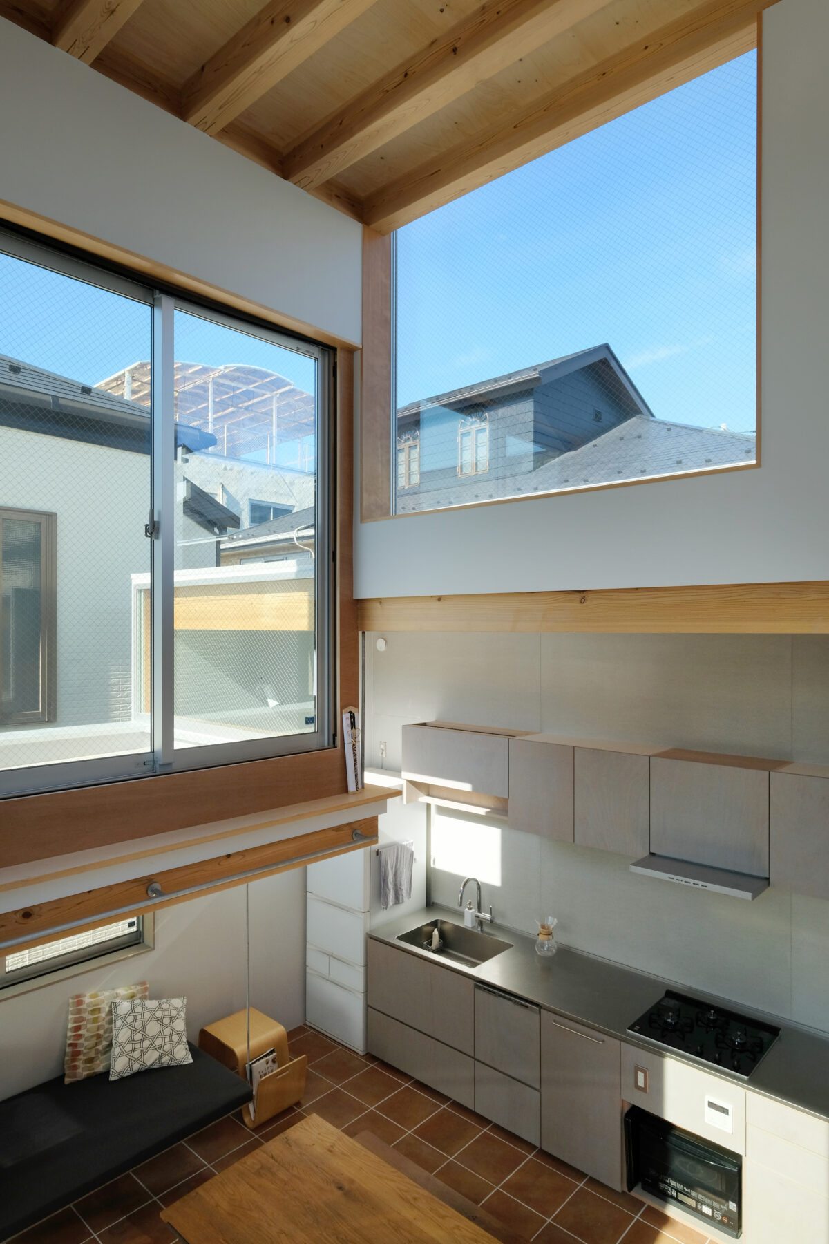 Archisearch UNEMORI ARCHITECTS completes compact House Tokyo with footprint of 26m2