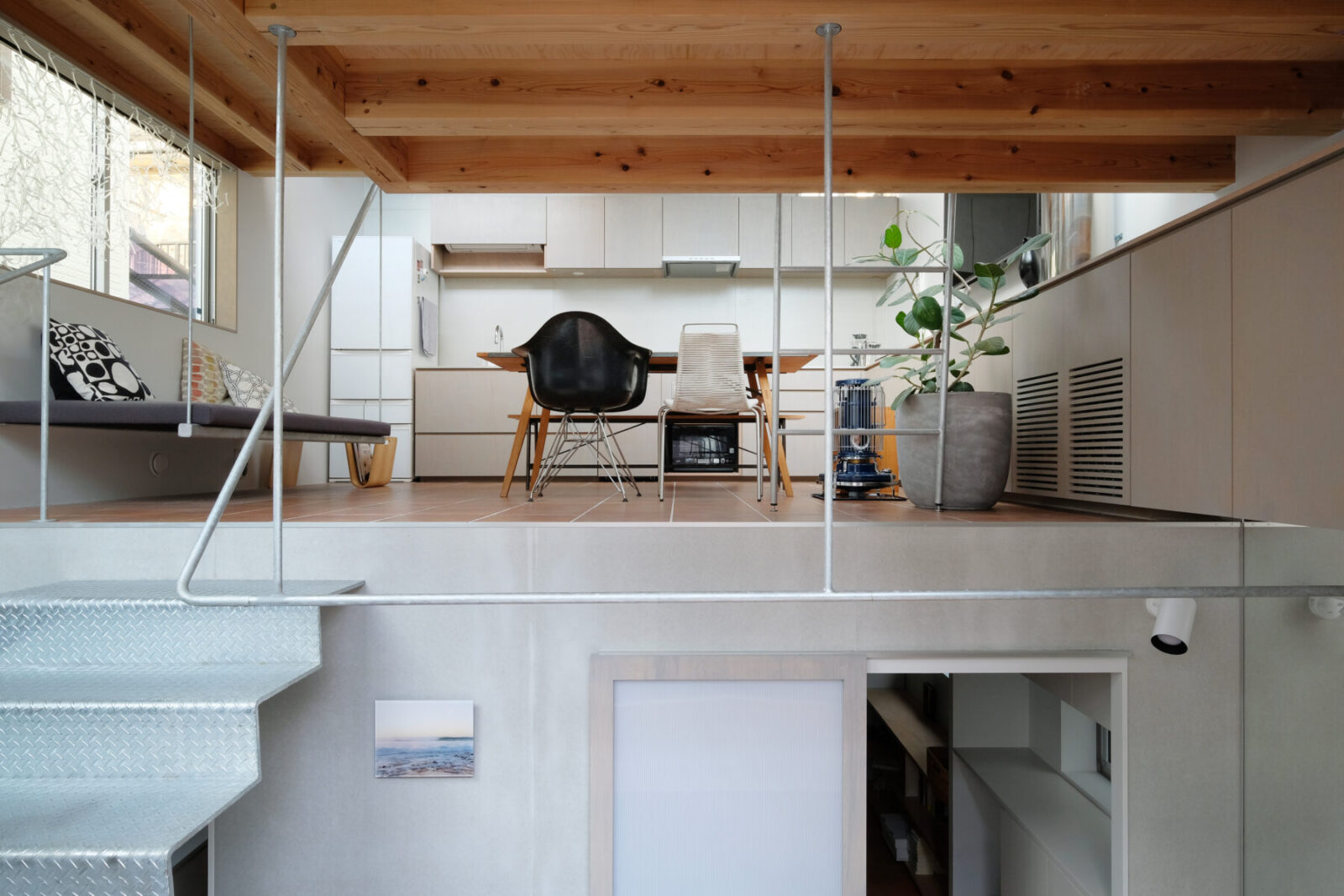 Archisearch UNEMORI ARCHITECTS completes compact House Tokyo with footprint of 26m2