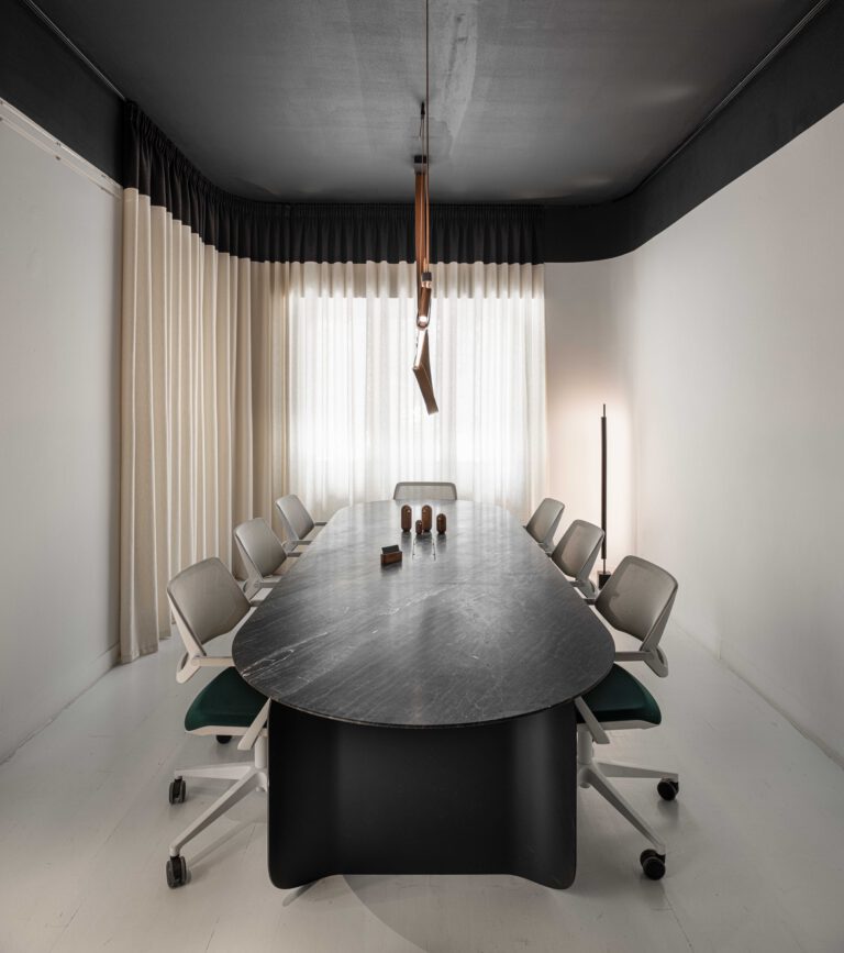 Urban Soul Project designed their new studio in Athens Archisearch