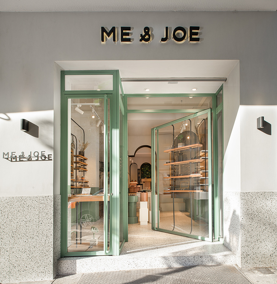 Archisearch Me & Joe flagship store in Thessaloniki | Urban Soul Project