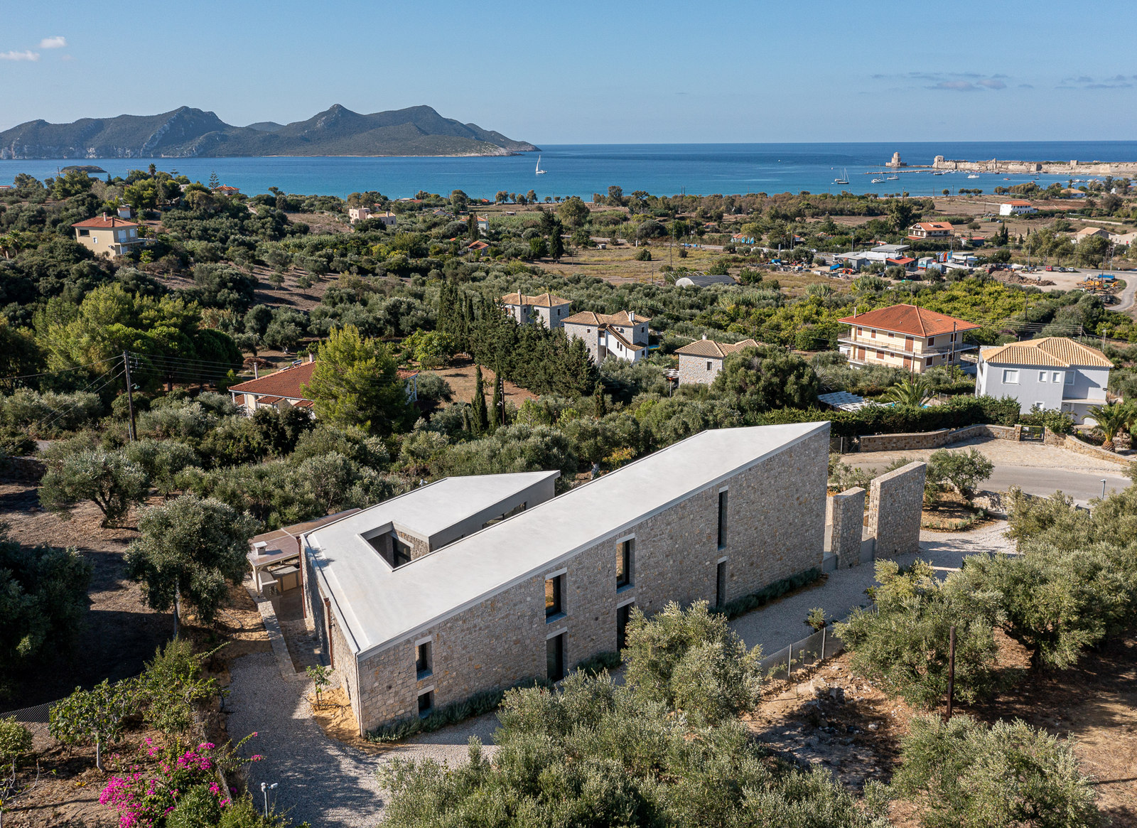 Archisearch Urban Soul Project designed Wedge House in Pylos | Archisearch