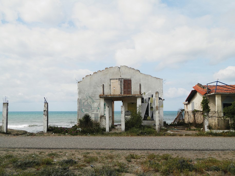 Vassiliki Lianou, Research thesis, 2018, Βασιλική Λιανού, SPIAGGIA, Μετατοπίσεις του βλέμματος στις σχέσεις φυσικού και τεχνητού