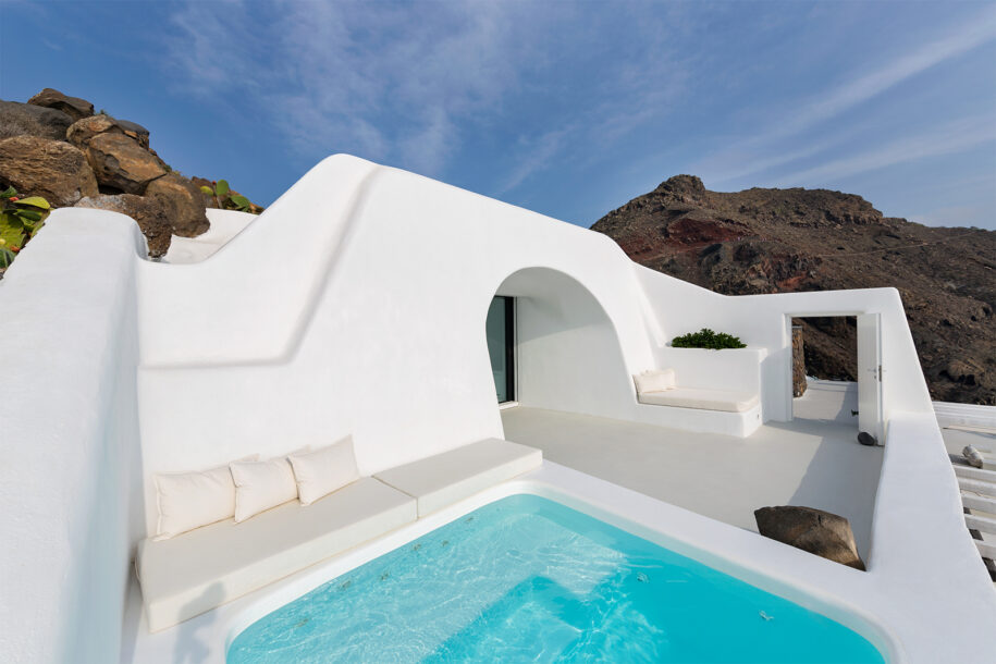 Archisearch Architect Elly Alexiou designed Cave House - Villa Charissa, Aenaon Villas in Imerovigli, Santorini