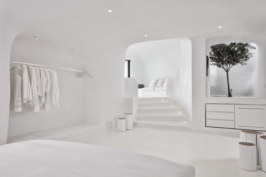 Archisearch Architect Elly Alexiou designed Cave House - Villa Charissa, Aenaon Villas in Imerovigli, Santorini