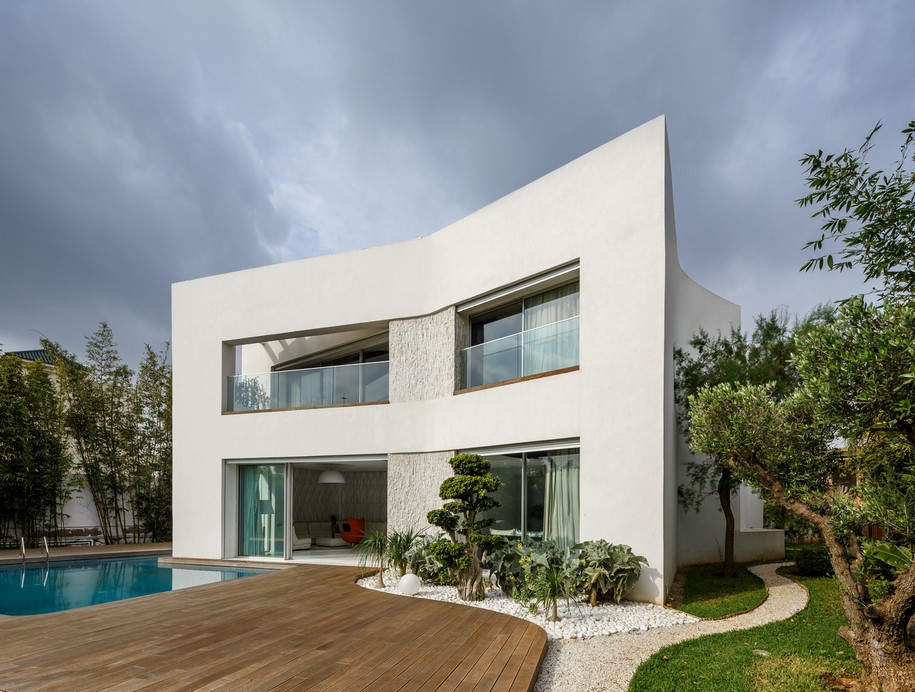 Villa Z, Casablanca, Morocco, curves, Africa, Mohamed Amine Siana, modernism, minimalism, house, home, interiors, contemporary architecture