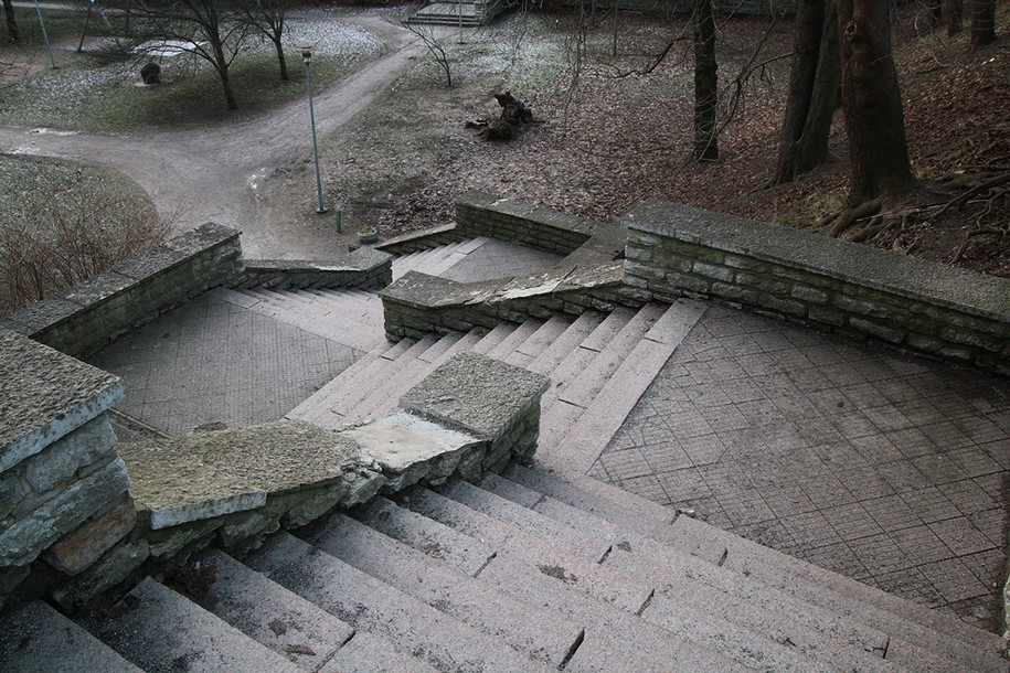 Archisearch Weak Monument examines architecture’s capacity to be political | Pavilion of Estonia - La Biennale di Venezia