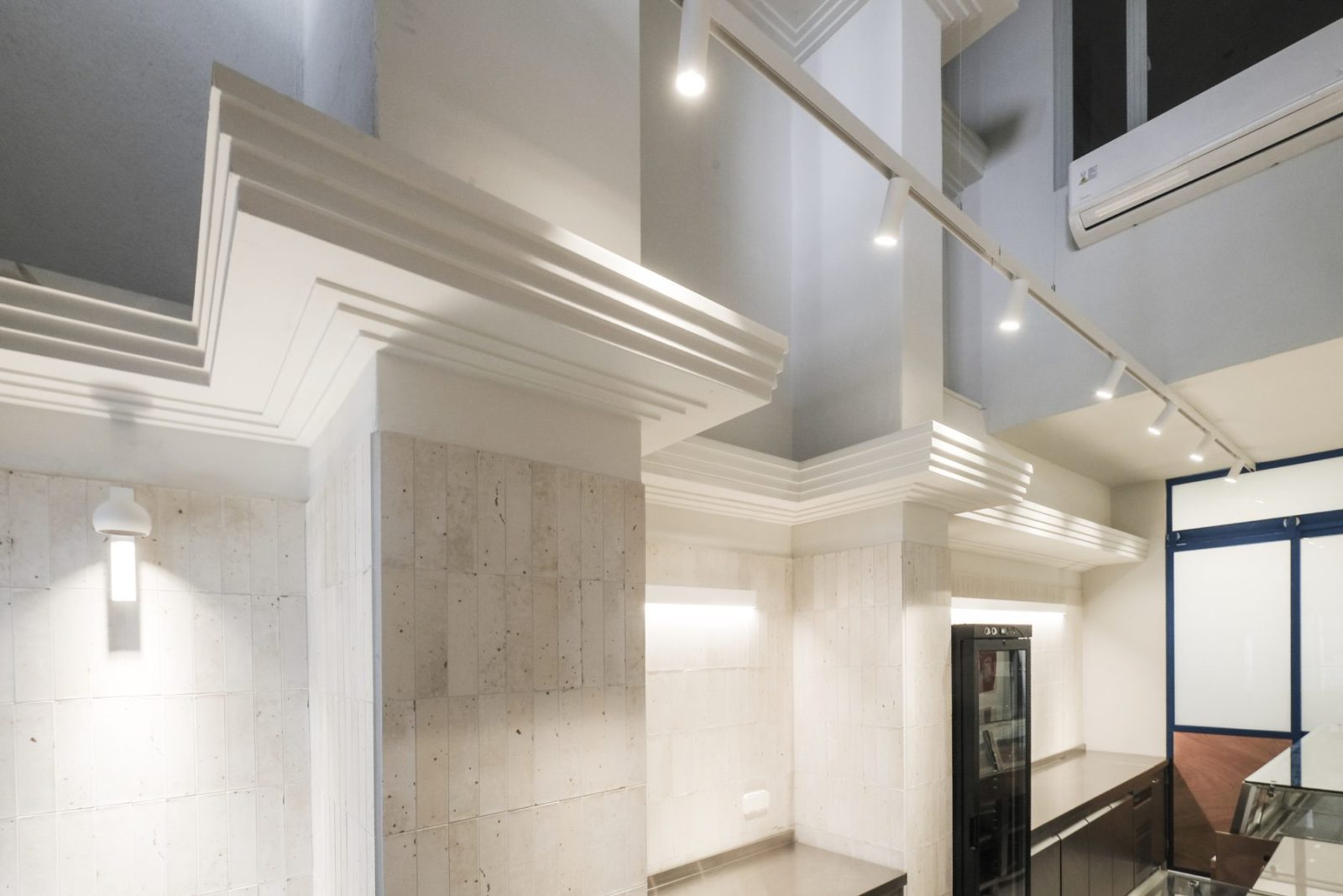 Archisearch Μέσα από αντανακλάσεις, το γραφείο Your Space Experience σχεδιάζει τις Πεντανόστιμες στην Αθήνα