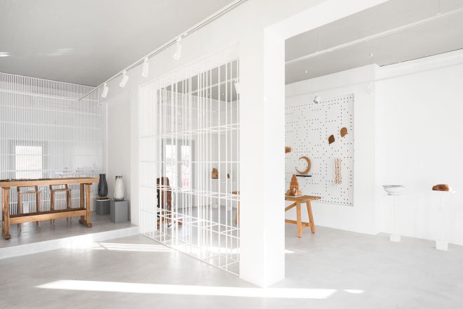 Archisearch - The art and craft of wood carving - Xylo in Santorini by Dashing architects