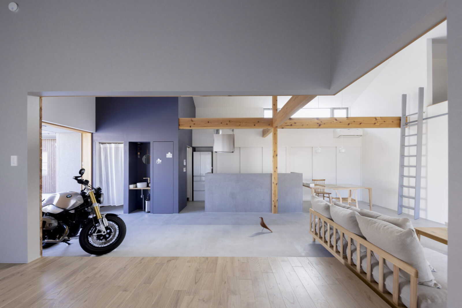 Archisearch Yoshikawa House - A house with an earthen floor as a pathway by Alts Design Office.