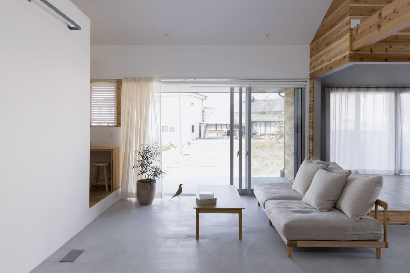 Archisearch Yoshikawa House - A house with an earthen floor as a pathway by Alts Design Office.