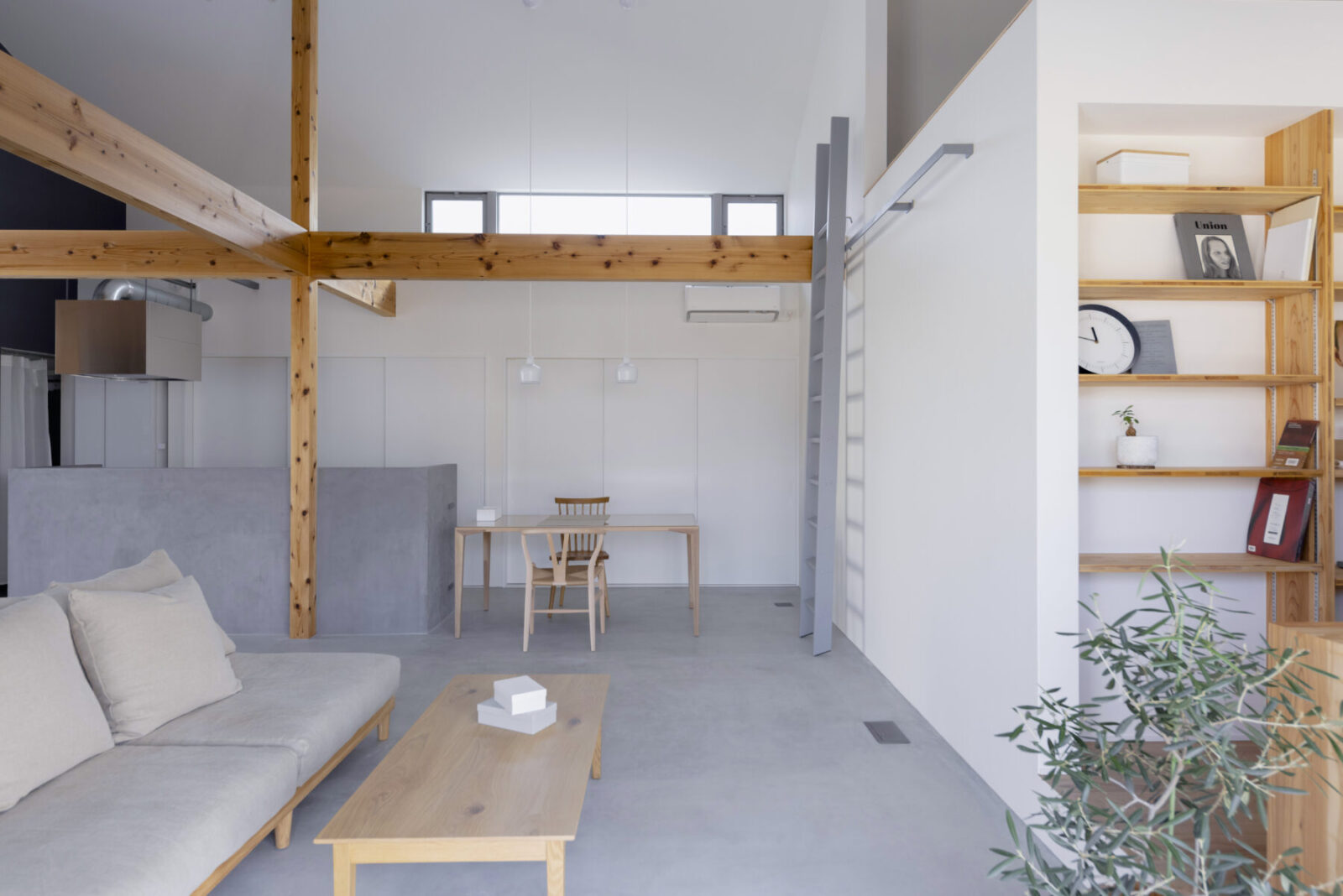 Archisearch Yoshikawa House - A house with an earthen floor as a pathway by Alts Design Office.