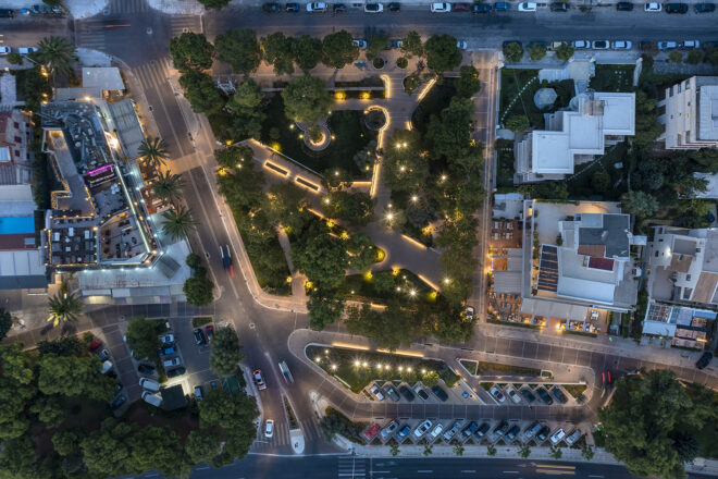 Archisearch - Ο ανασχεδιασμός της Πλατείας Νυμφών στη Βουλιαγμένη από τους Athens Creative τιμήθηκε με Έπαινο στα GRAIL AWARDS 2024