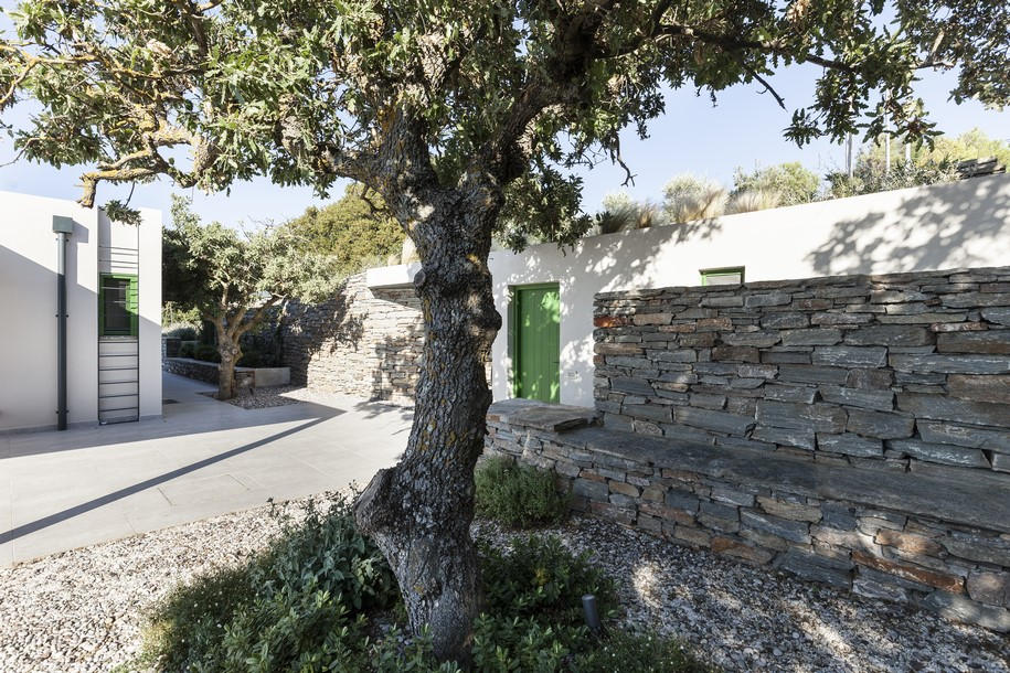 house, tzia, aegean sea, a2 architects, stone, traditional, minimalism, greek architecture, white, plaster, contemporary architectue greece