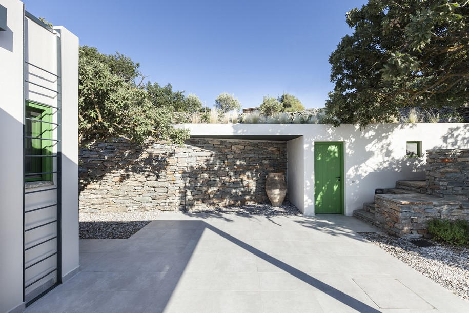 house, tzia, aegean sea, a2 architects, stone, traditional, minimalism, greek architecture, white, plaster, contemporary architectue greece