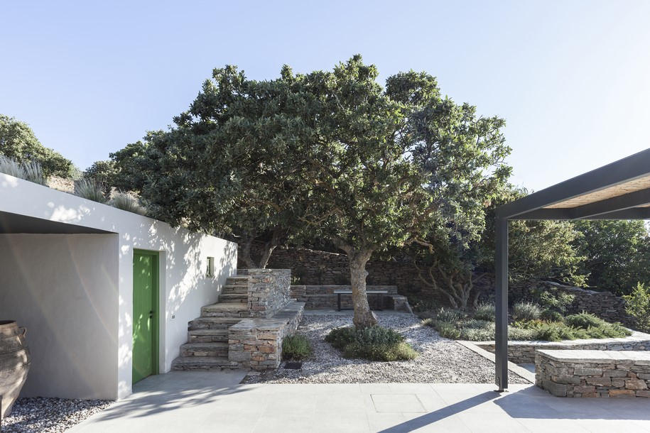 house, tzia, aegean sea, a2 architects, stone, traditional, minimalism, greek architecture, white, plaster, contemporary architectue greece