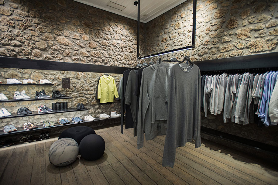 ADD, retail, stores, Arachova, design, LED, Escalier concept store, lousso