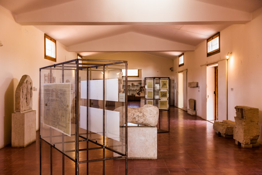 Archisearch Η Αίγινα του Πικιώνη |  25 Αυγούστου - 16 Σεπτεμβρίου, Αρχαιολογικό Μουσείο Κολώνας Αίγινας