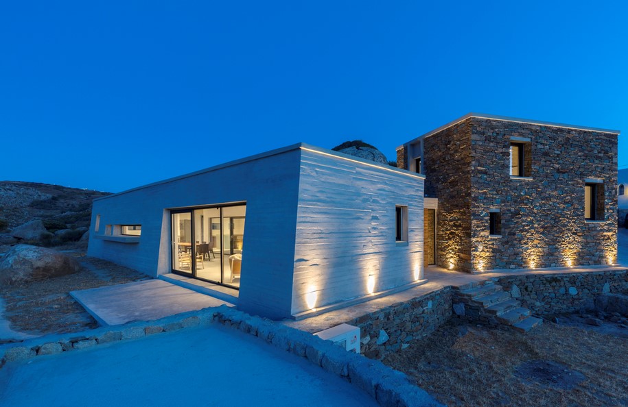 Archisearch Aristides S. Dallas designed a House between the Rocks in Volax, Tinos