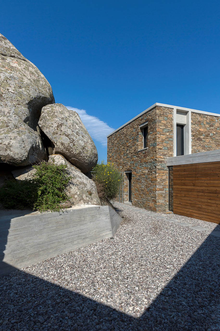 House between the Rocks, Aristides S. Dallas  , Κατοικία μεταξύ Βράχων,  Αριστείδης Σ. Ντάλας, Tinos, Volax, Τήνος, Βώλαξ