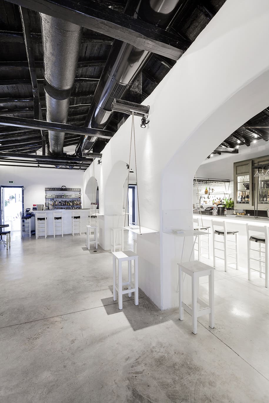 Archisearch The Borzoi Bar in Skiathos / Urban Soul Project