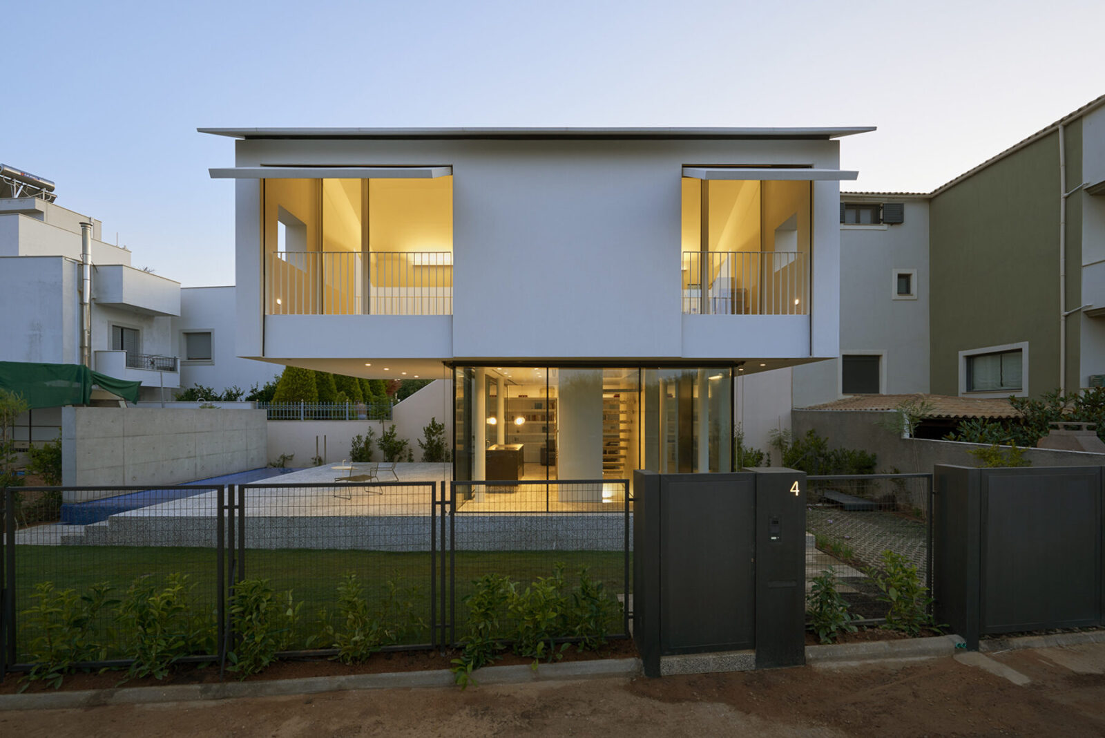 Archisearch House Ε - Compact living by the coast | buerger katsota architects